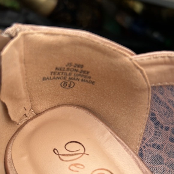 Womens gold rose high heels - Picture 9 of 12